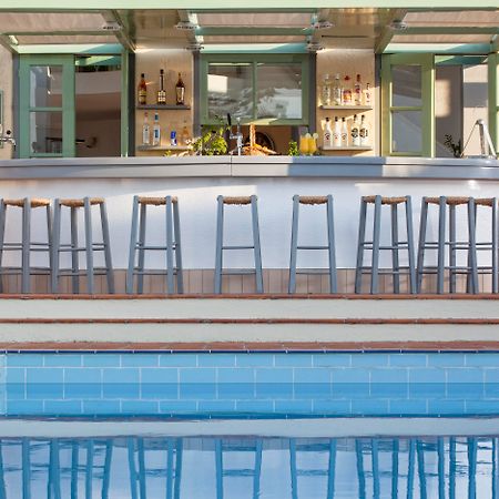 הרסוניסוס Galaxy Suites Boutique Resort מראה חיצוני תמונה