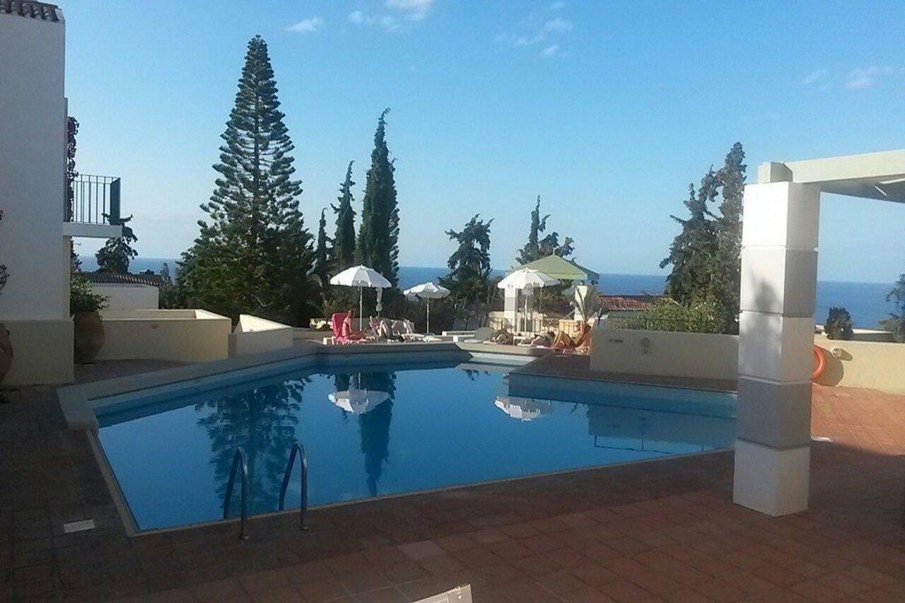 הרסוניסוס Galaxy Suites Boutique Resort מראה חיצוני תמונה